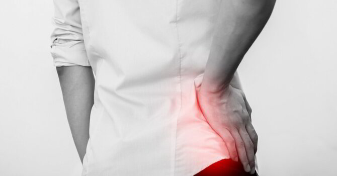 Why Chiropractors Are Seeing More Hip and Pelvis Issues image